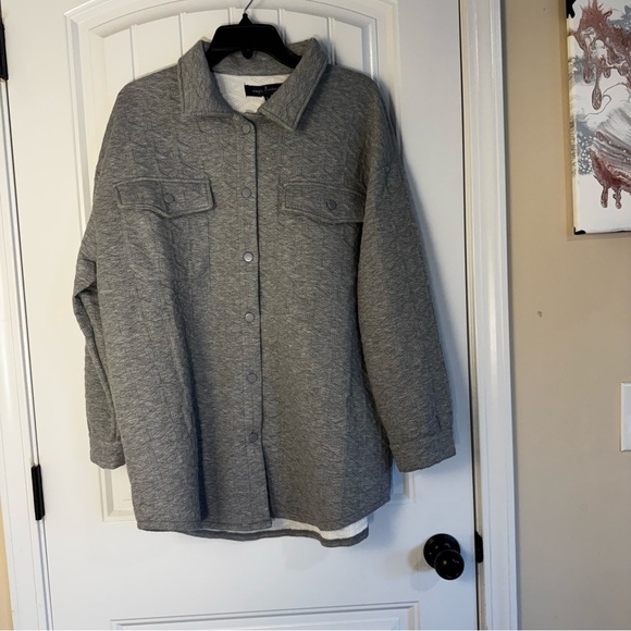 Simply Southern Gray Quilted Jacket NWT - Picture 2 of 9